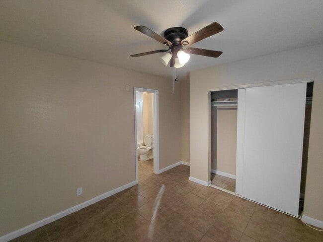 Foto del edificio - 206-212 B St