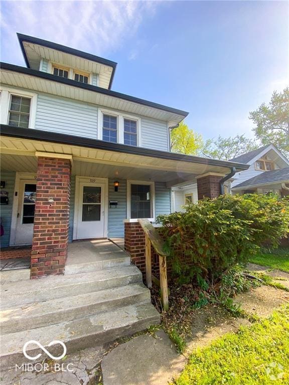 Building Photo - 929 E Bradbury Ave