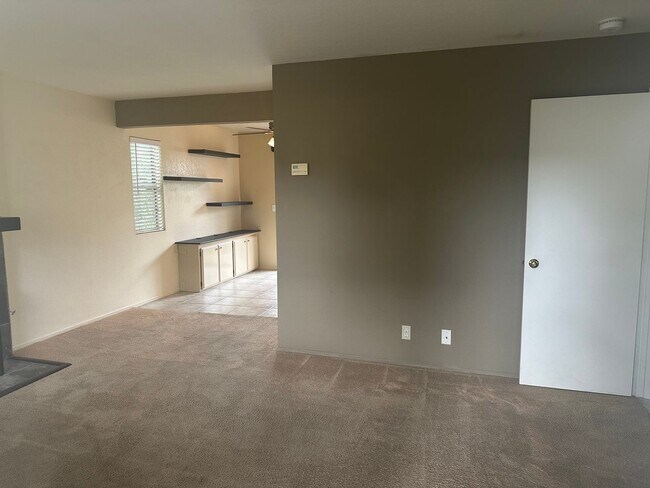 Foto del edificio - 2-Bedroom Condo for Rent in Buellton – Two Story, Fireplace, Courtyard Setting | $2,950/Month