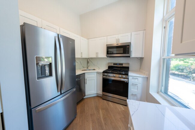 Foto del edificio - 2246 N Clark St