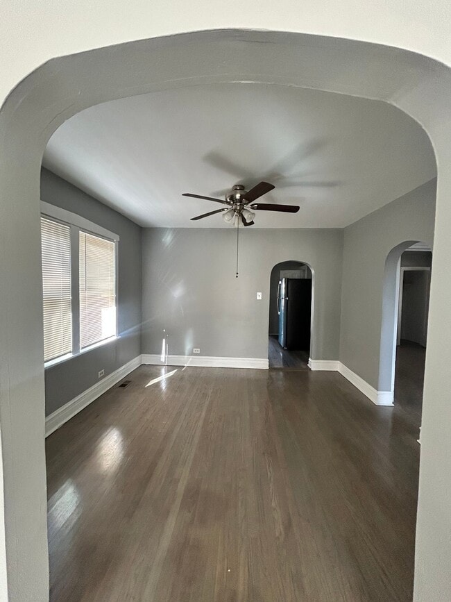 Photo - 1620 N Laramie Ave House