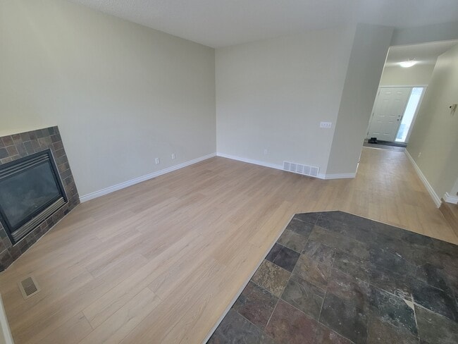 Building Photo - 171 Brintnell Blvd NW