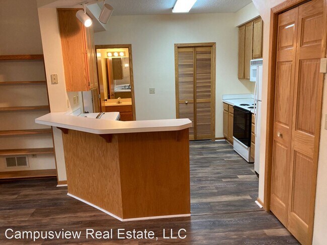 Building Photo - 2 br, 2 bath House - 9255 Troon Court