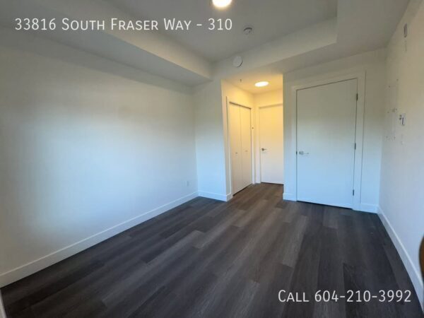 Photo du bâtiment - Downtown Abbotsford – Like New 1 Bed