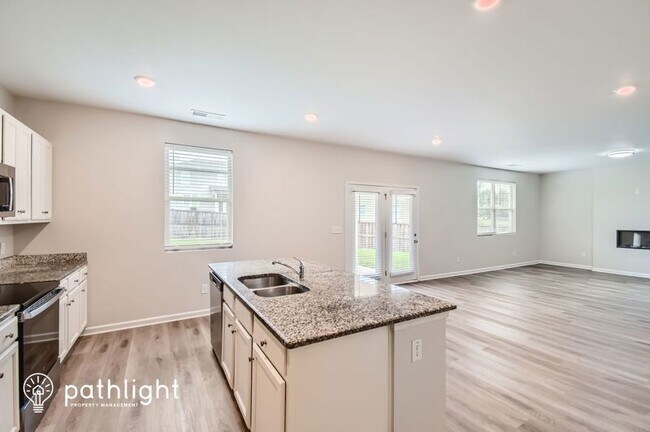 Building Photo - 404 Kempton Ct