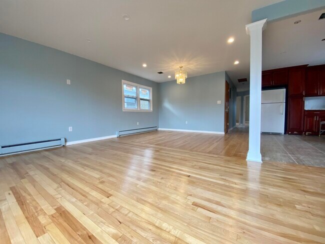 Foto del edificio - 33 E 51st St