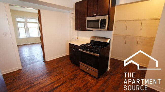 Foto del edificio - 3449 W Schubert Ave