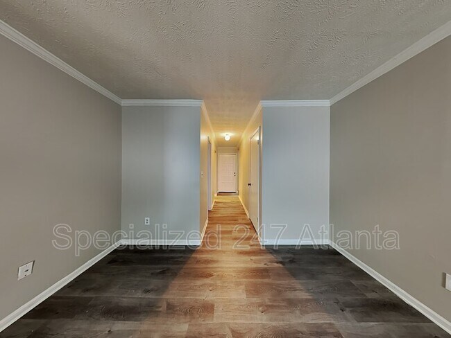 Foto del edificio - 4342 Idlewood Ln