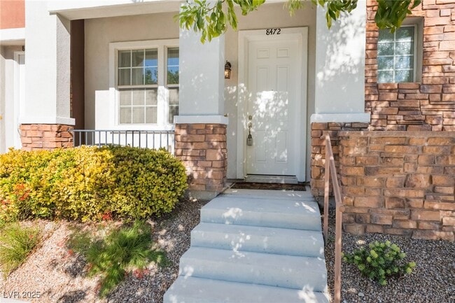 Building Photo - 8472 Garside Dr