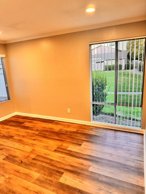 Building Photo - 3451 Seabreeze Walk