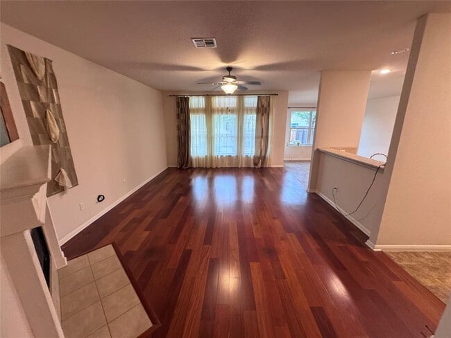 Foto del edificio - 11909 Timber Heights Dr