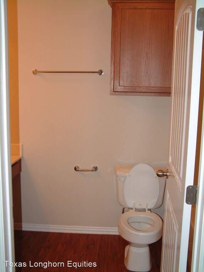 Foto del edificio - 934 Sylvia St