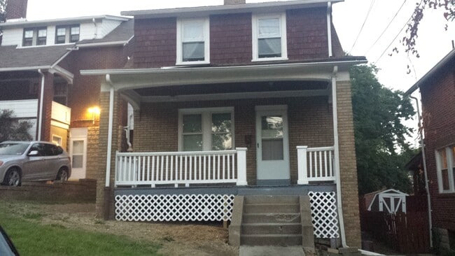 Photo - 2419 Saranac Ave House