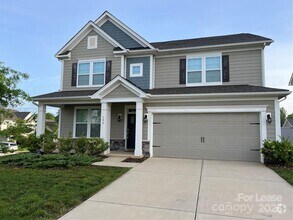 Building Photo - 196 Longleaf Dr