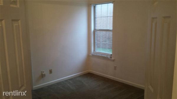 Building Photo - 3959 Gavick Dr