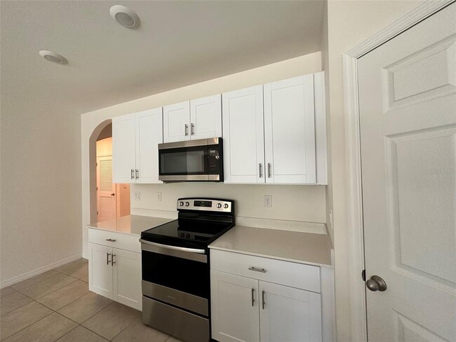 Building Photo - 27285 Guapore Dr