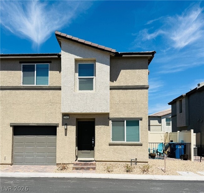 Building Photo - 2742 Matador Red Ave