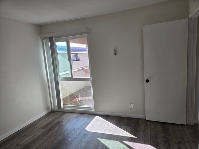 Building Photo - 4239 Hilaria Way