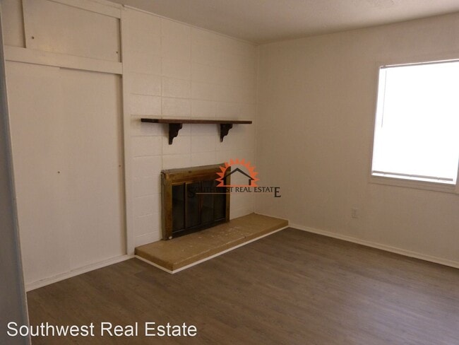 Building Photo - 4 br, 2 bath House - 3013 Horn