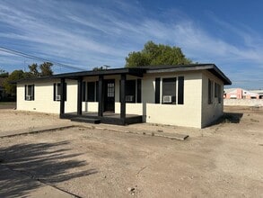 Building Photo - 203 N Colpitts Blvd