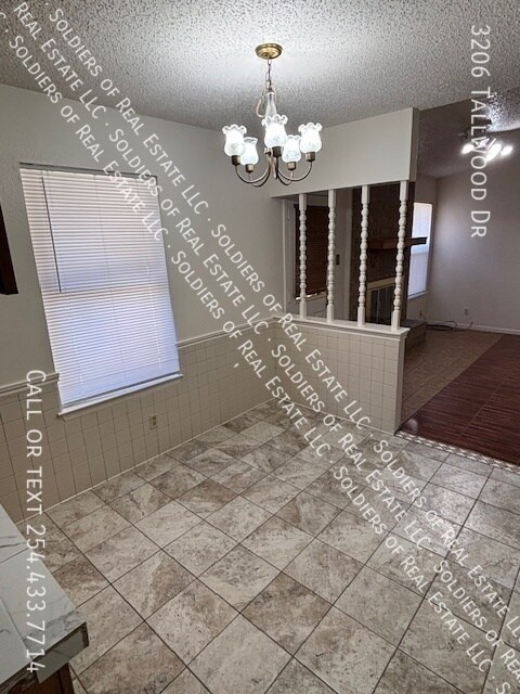 Foto del edificio - 3206 Tallwood Dr