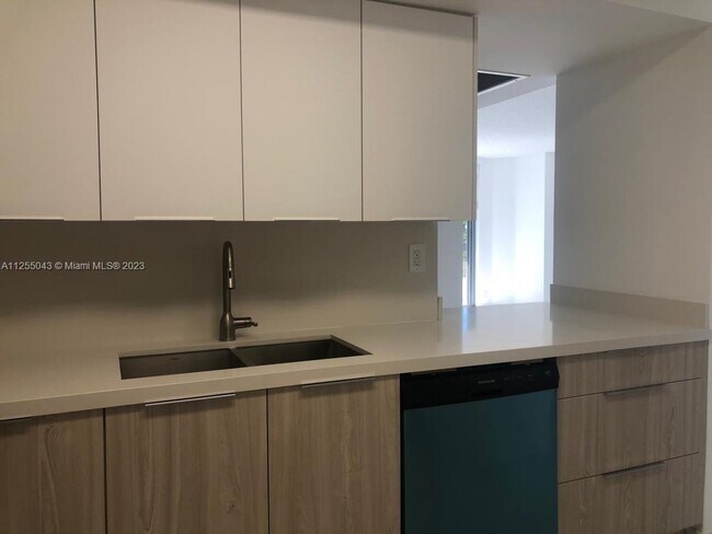Foto del edificio - 19101 Mystic Pointe Dr