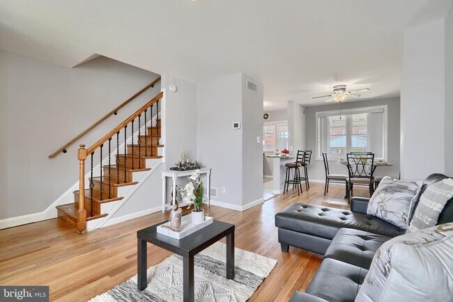 Foto del edificio - 2845 Plainfield Rd