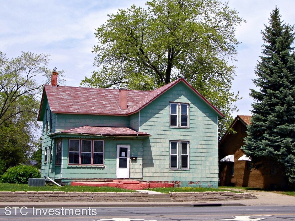 Primary Photo - 4 br, 2 bath House - 1206 E. Jackson