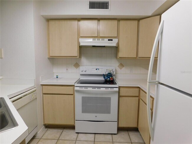 Building Photo - 829 Camargo Way