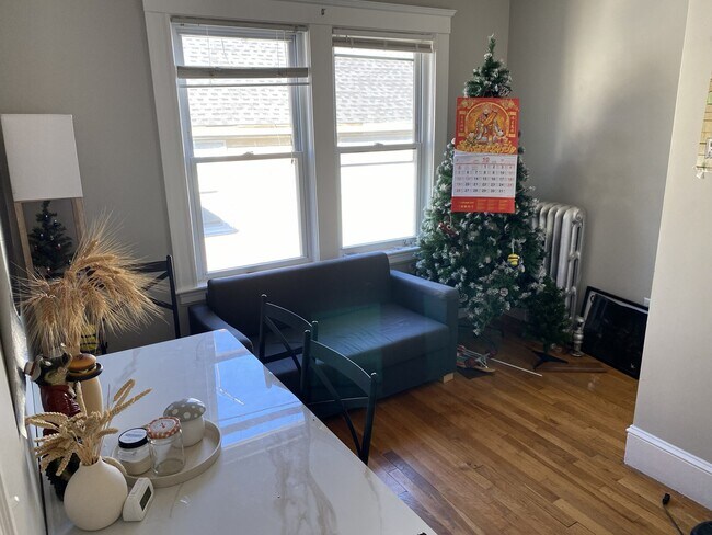 Foto del edificio - 173 Hillside St