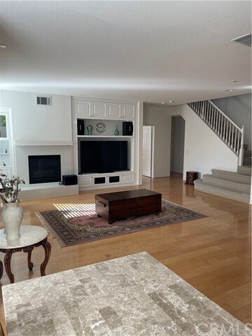 Building Photo - 13949 Orangevale Ave