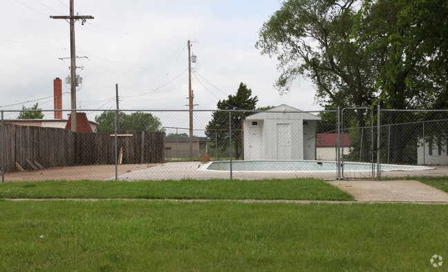 Building Photo - Clearview Village Apartments