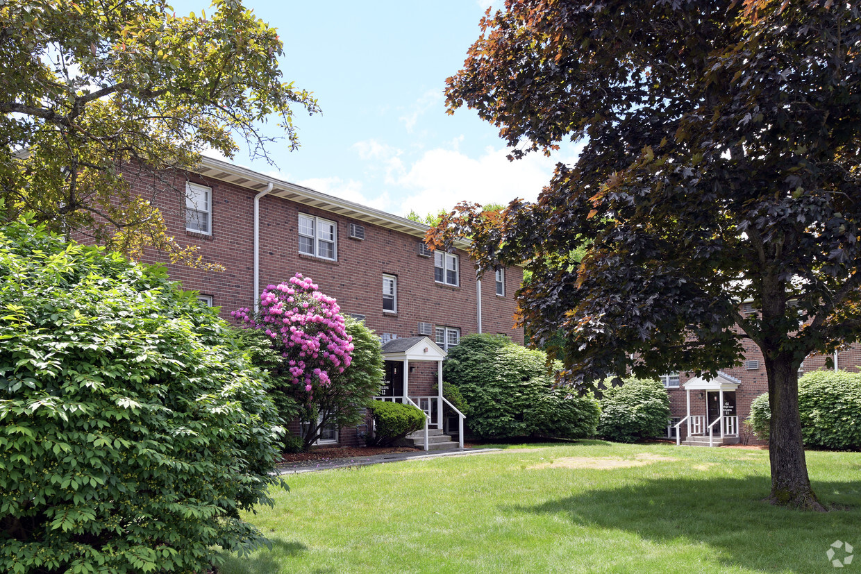 Apartments Near Leominster Ma