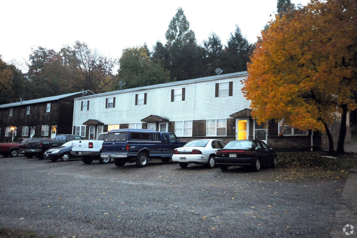 79 Vine St, Elizabethville, PA 17023 Apartments in Elizabethville, PA