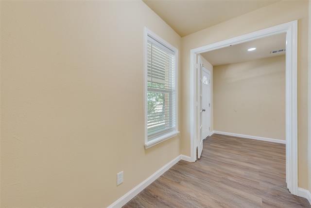 Building Photo - 802 Haggard St