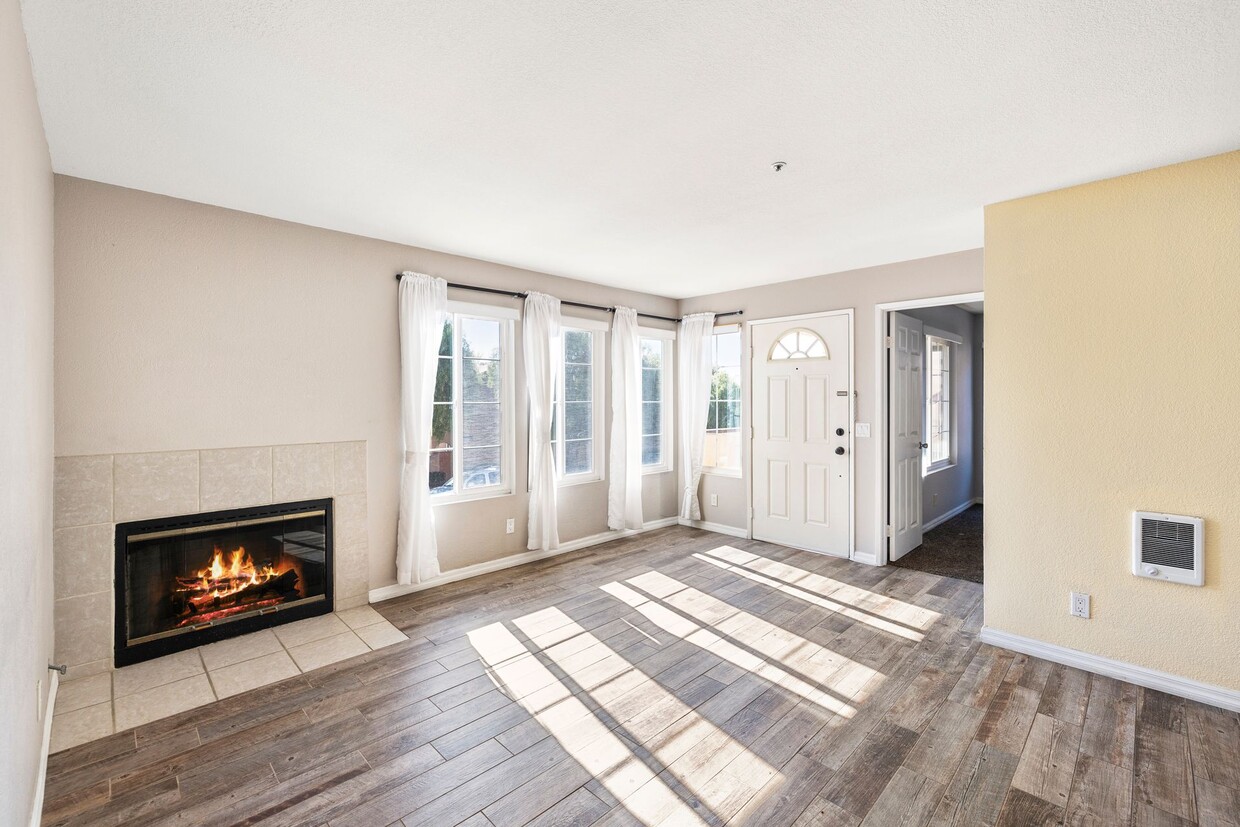 Foto principal - 1202 Donax Ave