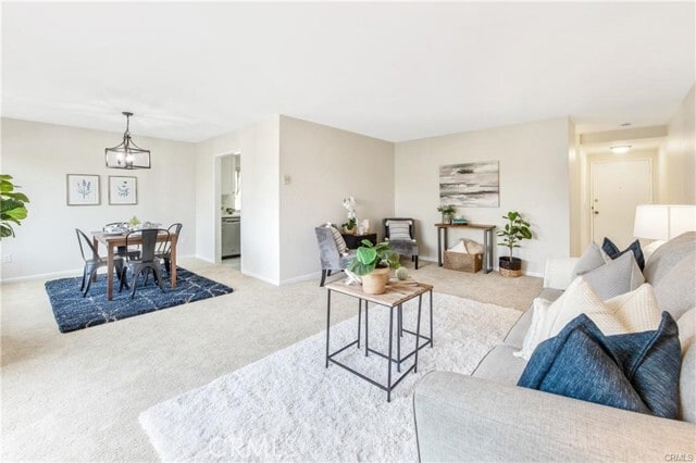 Foto del edificio - 8566 Van Ness Ct