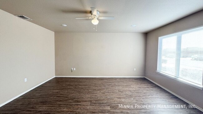 Building Photo - 2520 N Ave O