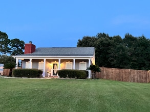 Building Photo - 2154 Whip Poor Will Ct W