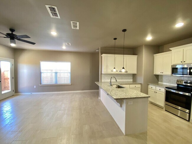 Building Photo - 1503 Avenue O