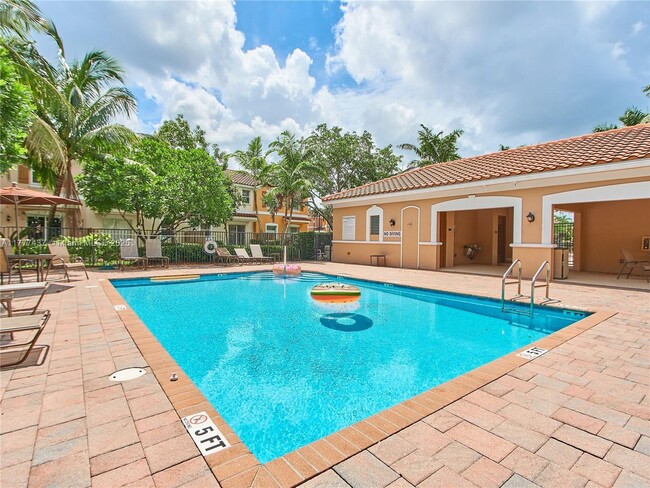 Building Photo - 12447 Emerald Creek Manor
