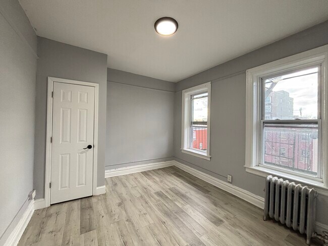 Foto del edificio - 319 Summit Ave