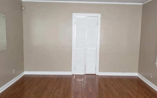 Foto del edificio - 362 E 46th St