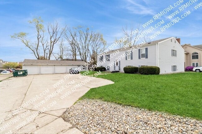 Foto del edificio - 317 SE Lowell Dr
