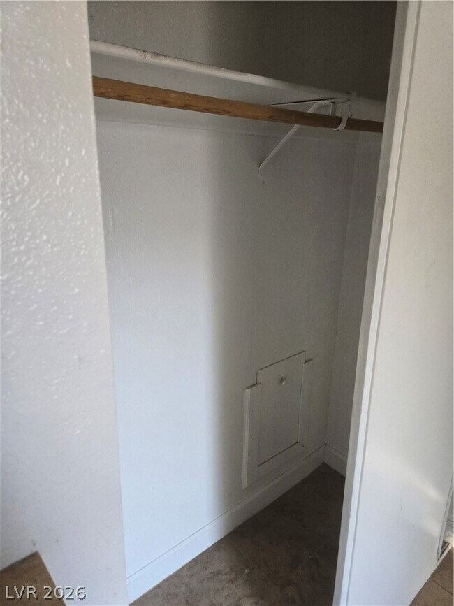 Foto del edificio - 1824 E Bonanza Rd