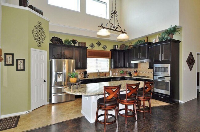 Foto del edificio - 12438 Tyler Springs Ln