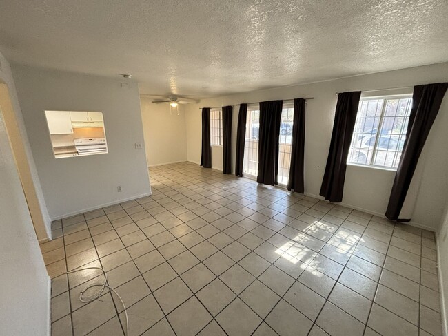 Building Photo - 6990 Dunsbach Way