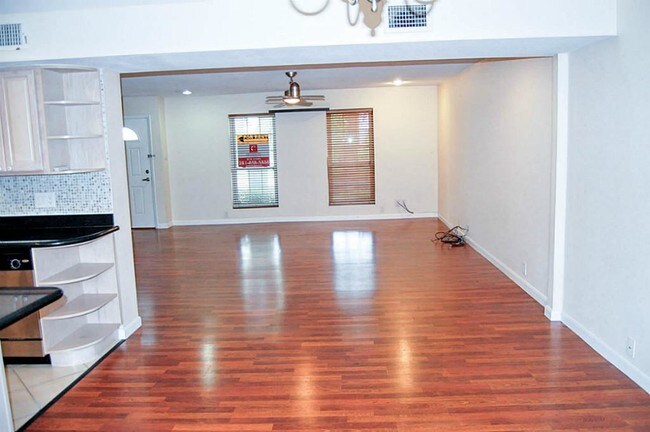 Building Photo - 8102 Amelia Rd