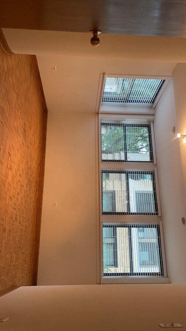 Foto del edificio - 4058 N Sheridan Rd