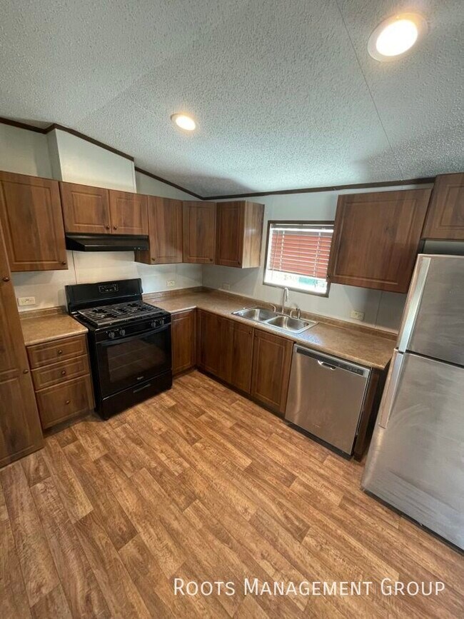 Building Photo - Home Available to Lease - Apply Today!